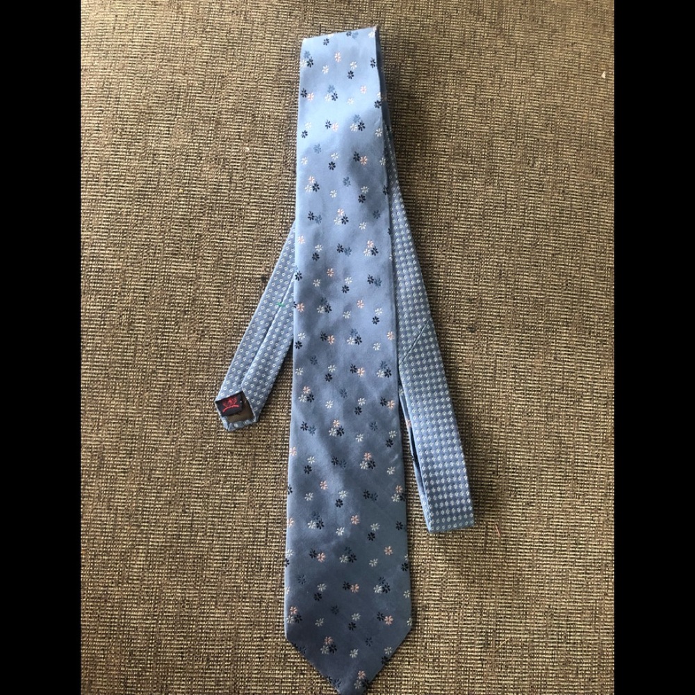 Tie